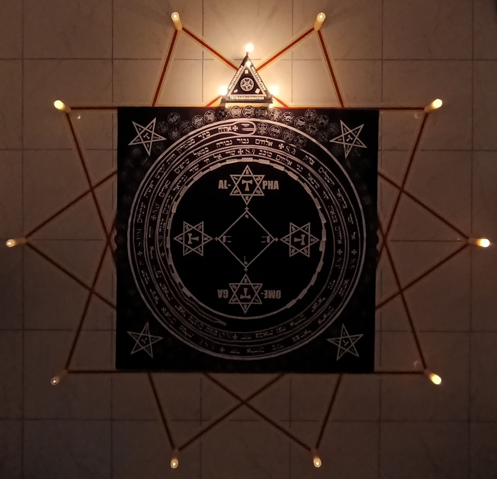 Como evocar Daemons usando o sistema Salomônico Como evocar Daemons usando o sistema Salomônico